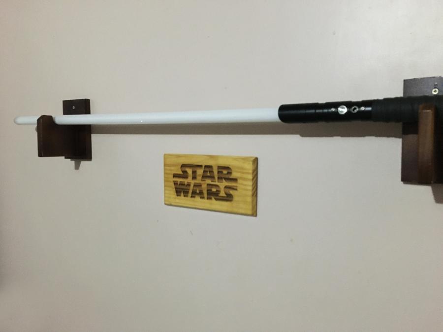 Expositor parede Sabre de Luz  -StarWars